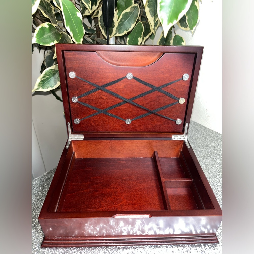 Handsome Wooden Jewelry/ Cigar Box